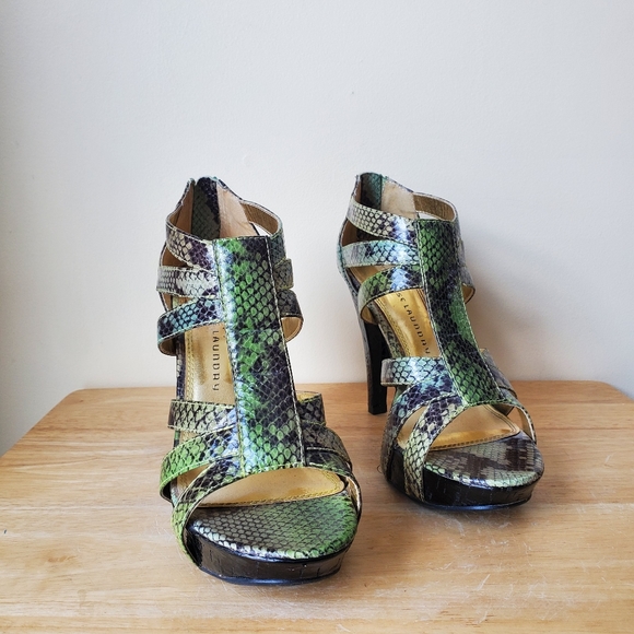 Chinese Laundry Snakeskin Heels - Picture 3 of 13